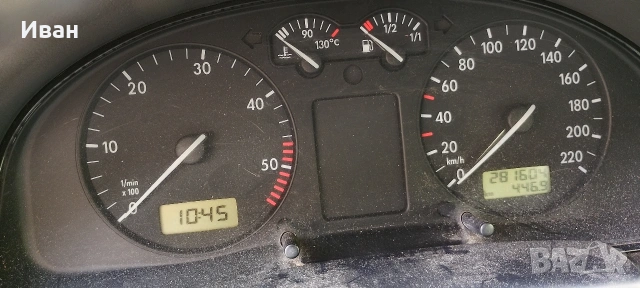 VW Passat B5 1.9 TDI Седан + 2 комплекта гуми с джанти, снимка 17 - Автомобили и джипове - 54189545