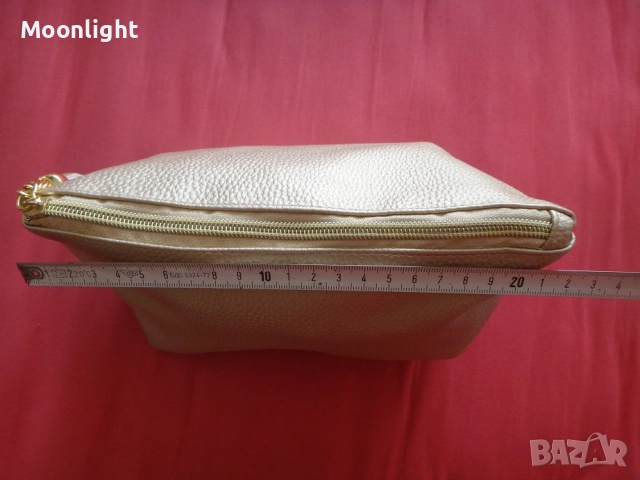 Нов тоалетен козметичен несесер в златно, снимка 7 - Чанти - 52639364