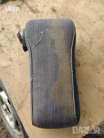 подлакътник mercedes 124, снимка 3 - Части - 53427744