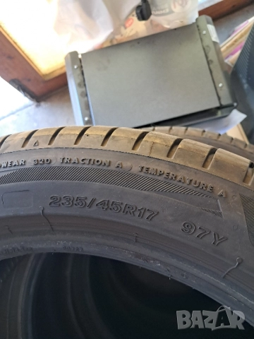 гуми 235/45\17,97 V,BRIDGESTONE, снимка 6 - Гуми и джанти - 52233245
