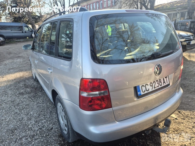 VW Touaran 2.0, 140 к.с., снимка 4 - Автомобили и джипове - 53857387