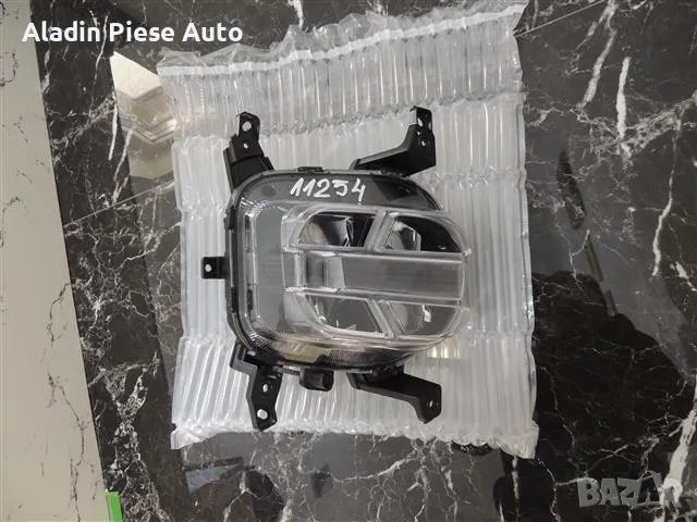 Десен фар Kia Sportage GT-Line година 2018 2019 2020 2021 код 92202-F1600 