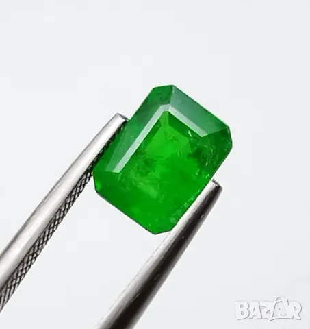 Цаворит гранат в искрящо зелен цвят 1.24кт.! Нов!, снимка 10 - Други - 50394599