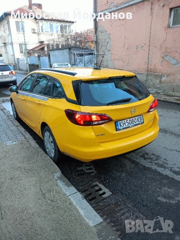 Opel Astra K 1.6 CDTI, снимка 4 - Автомобили и джипове - 52057348