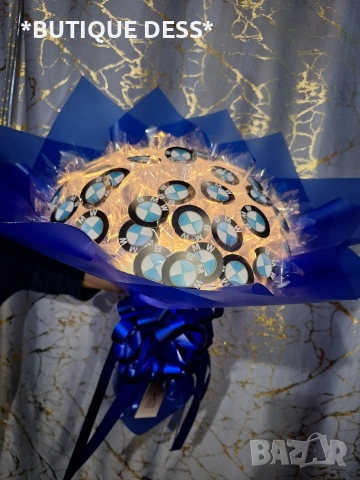 Светещи букети "BMW" ✨️💙, снимка 3 - Подаръци за жени - 53191730