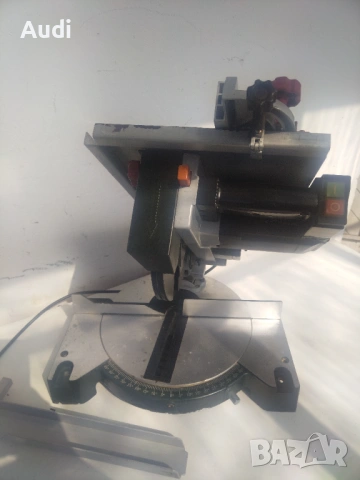 Професионален настолен потапящ циркуляр тип пендула.  Реже и  под ъгъл от 0° до 45° EINHELL 1200W, снимка 9 - Циркуляри - 53836376