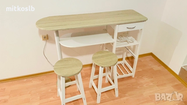 Бар маса със столове 