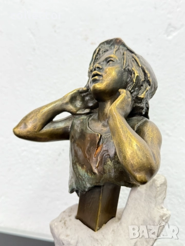 Дизайнерска бронзова скулптура. №7429, снимка 7 - Антикварни и старинни предмети - 51940095