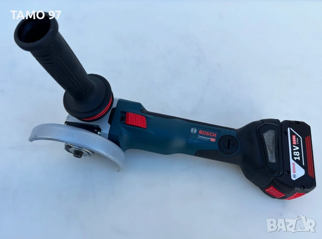 BOSCH GWS 18V-10 SC - Акумулаторен безчетков ъглошлайф като нов!, снимка 2 - Ъглошлайфи - 53230868