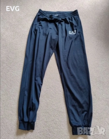 Спортно долнище EA7 Emporio Armani 
