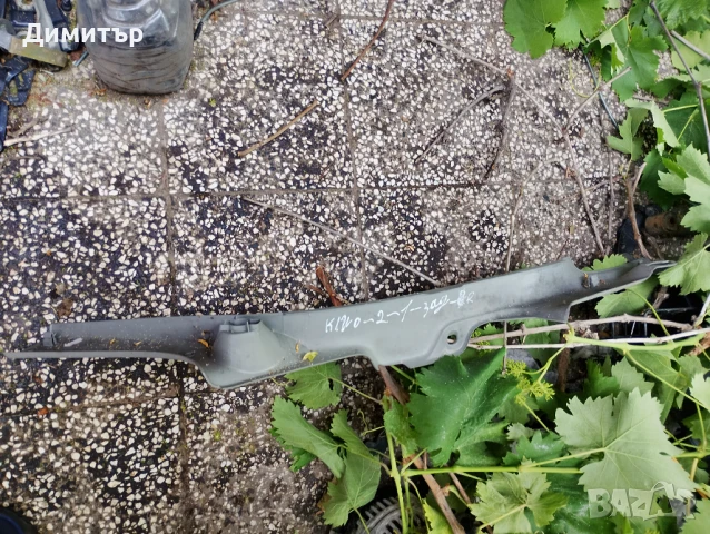 Интериорна Пластмаса Праг Вътрешен Заден Десен За Рено Клио 2 2003г / Renault Clio 2 2003y, снимка 2 - Части - 50613448