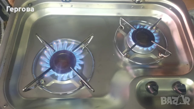 Мивка, газови котлони, газов плот за кемпер / каравана със стъклен капак Dometic , снимка 15 - Други - 40562364