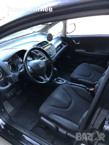 Honda Jazz 1.4i Automat Swiss 14 999 лв. , снимка 9 - Автомобили и джипове - 47914328