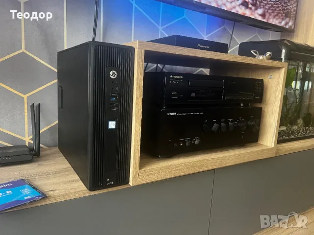 Работна станция HP Z240 SFF -, снимка 1 - Работни компютри - 47007310