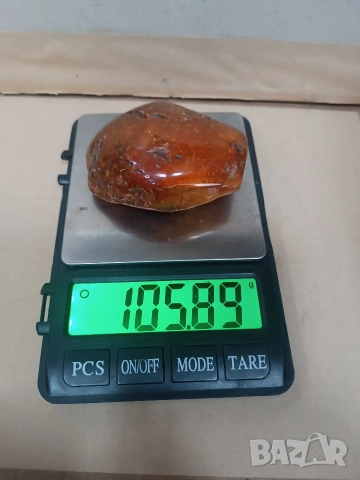 Голямо парче естествен кехлибар, снимка 5 - Антикварни и старинни предмети - 54014618
