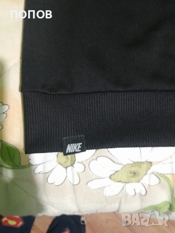 Оригинална Блуза Nike-L, снимка 5 - Блузи - 53670890