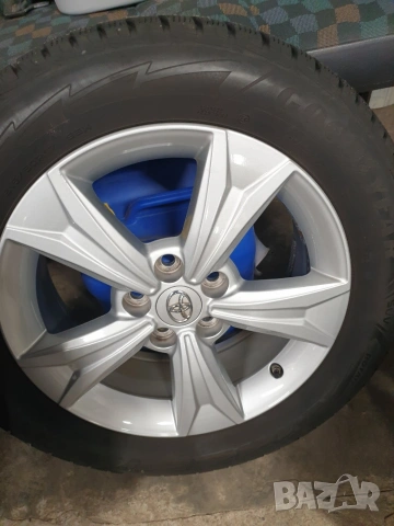 Джанти с гуми и сензори за Toyota , снимка 2 - Гуми и джанти - 53587774