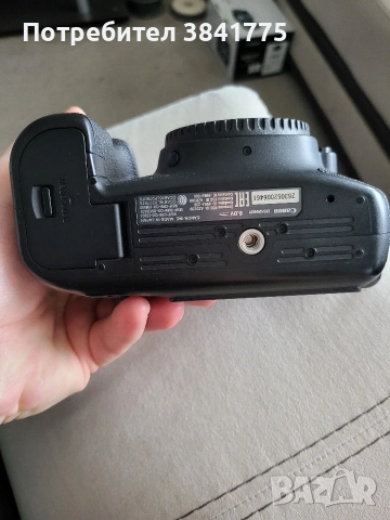 Canon 6D Mark 2 отличен, снимка 2 - Фотоапарати - 53595849