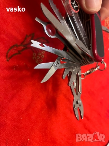 Victorinox-мн.иструменти,компас,г.ключ, снимка 4 - Ножове - 52907804