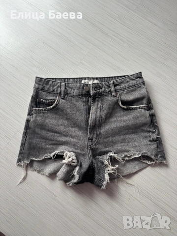 Къси панталони Zara в сиво и розово