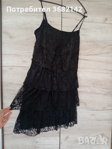 продавам дамска черна рокля на волани , снимка 3 - Рокли - 51217836