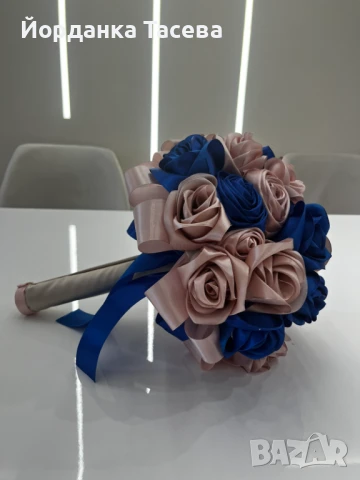 Уникални букети от сатенени рози за вашия специален повод , снимка 6 - Други - 50980991