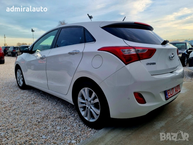 Hyundai I30 1.6CDTI 110ks Evro5, снимка 8 - Автомобили и джипове - 53633783