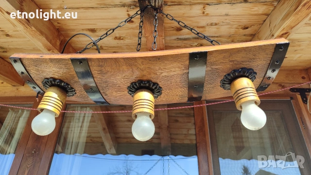 Полилеи от автентични дъбови бъчви с ръчно изработени дървени чашки и ковано желязо , снимка 2 - Полилеи - 53176095