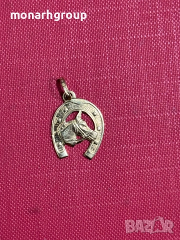 Златна висулка 18К