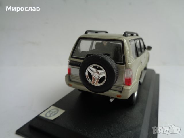 1:43 TOYOTA LAND CRUISER КОЛИЧКА ИГРАЧКА МОДЕЛ , снимка 4 - Колекции - 45429914