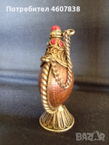 Шише за парфюм, снимка 4 - Антикварни и старинни предмети - 52622387