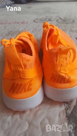 нови  оригинални NIKE , снимка 2 - Маратонки - 46776444