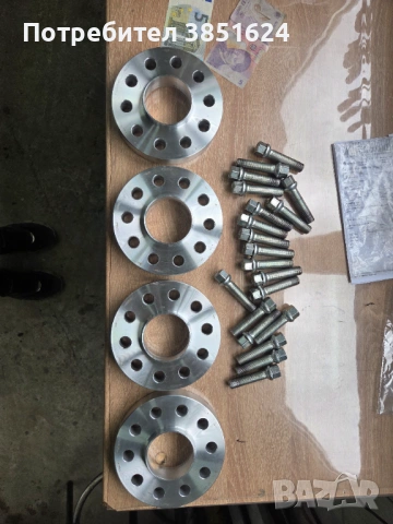 фланци 25мм за AUDI A4 A5 A6 комплект с болтове , снимка 2 - Части - 54130119