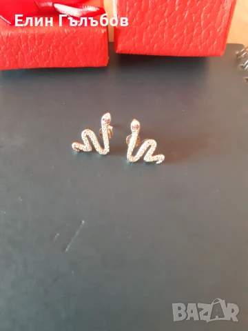 Обеци, сребърни дамски чисто нови в кутийка