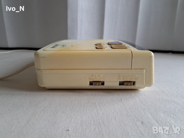 Радио часовник Philips AJ 3180., снимка 2 - Радиокасетофони, транзистори - 53273436