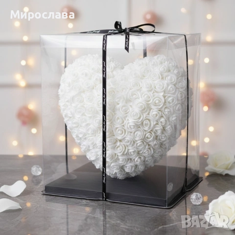 Декоративно сърце от изкуствени рози в подаръчна кутия, снимка 2 - Подаръци за жени - 53047928