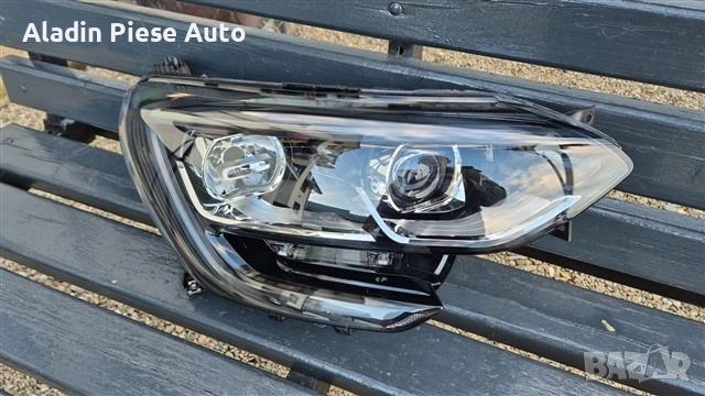 Десен фар Renault Megane 4 година 2017 2018 2019 2020 2021 Халогенна LED лупа код 260106878R , снимка 4 - Аксесоари и консумативи - 52551130