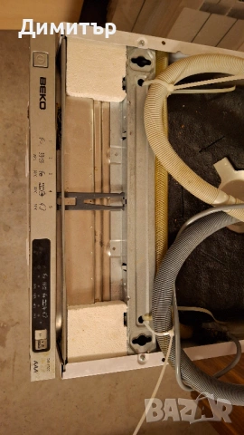 Продавам съдомиялна Беко за ремонт или части, снимка 2 - Съдомиялни - 53588386