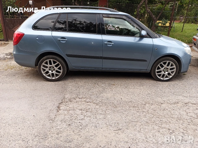 Шкода Фабия комби, снимка 8 - Автомобили и джипове - 53160400