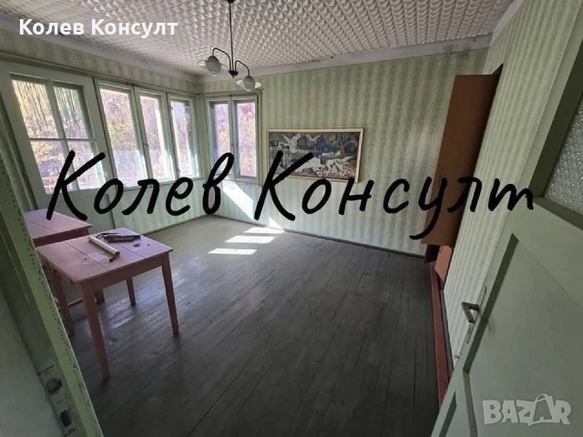 Продавам двуетажна къща в Димитровград , снимка 2 - Къщи - 50451412
