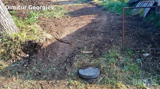 парцел с гараж 810 кв.м, снимка 6 - Парцели - 50960281