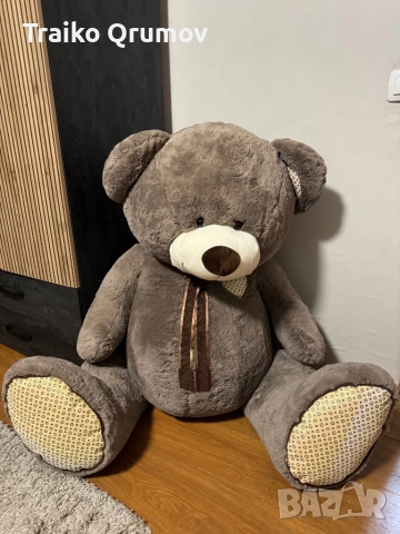 Голям плюшен мечок 
