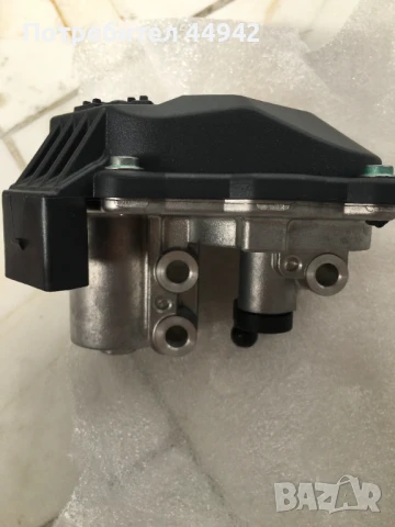 Моторче вихрови клапи голф 6 / 2.0 TDI 140 кс, снимка 5 - Части - 51008378