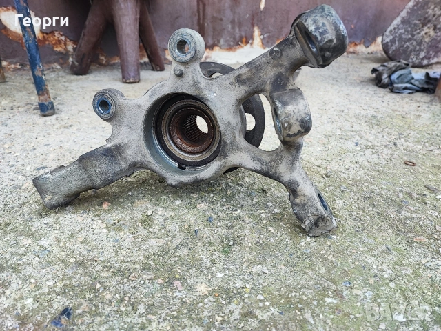 Преден десен шенкел W212 4Matic, снимка 2 - Части - 54074021