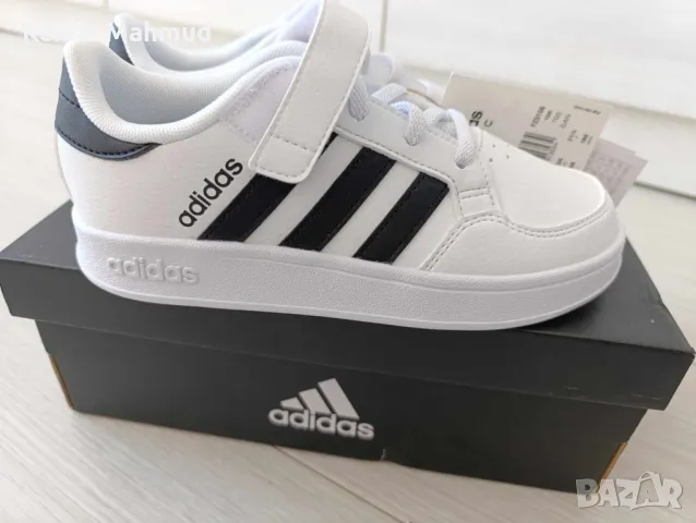 Детски маратонки Adidas, снимка 3 - Детски маратонки - 47445368