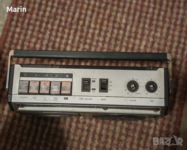 Радиокасетофон Philips , снимка 2 - Радиокасетофони, транзистори - 51205082