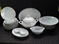 Български сервиз за хранене - 25 части - нов ! , снимка 1