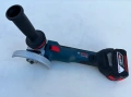 BOSCH GWS 18V-10 SC - Акумулаторен безчетков ъглошлайф като нов!, снимка 2