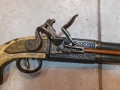 Красив кремъчен пистолет,пищов,оръжие, снимка 3