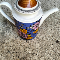 Порцеланов чайник, снимка 5 - Антикварни и старинни предмети - 45034336